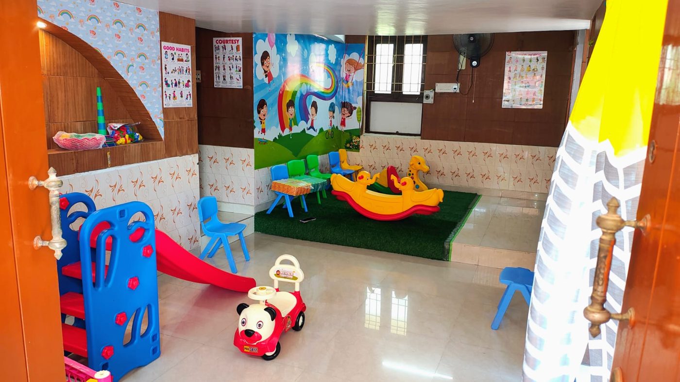 Indoor play and movement activities